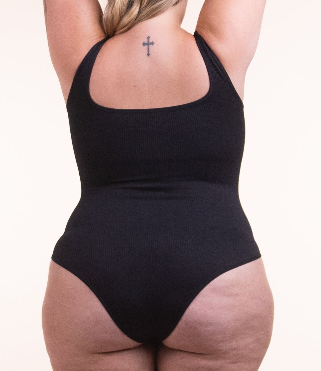 2 Bodys Shaper Canelado – Compre 1 Leve 2 | Conforto e Modelagem Perfeita